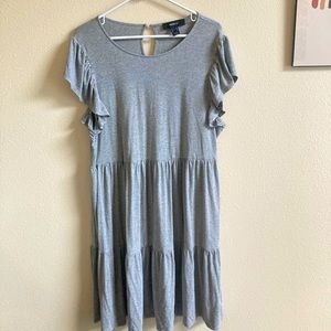 ⭐️3/$30⭐️F21 Tiered Flutter Sleeve Dress